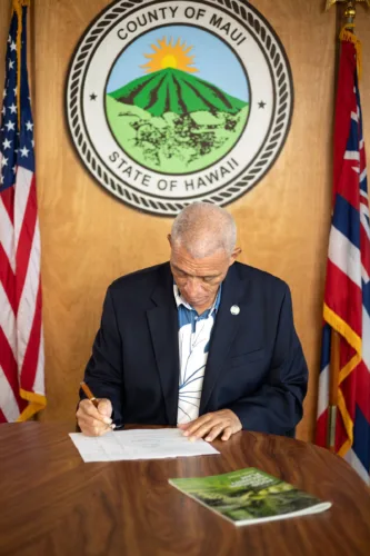 Bissen signs county food security plan into law